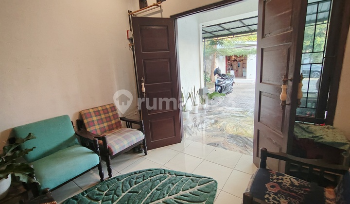 House Near Malioboro Wirobrajan 300 Square Meters 2