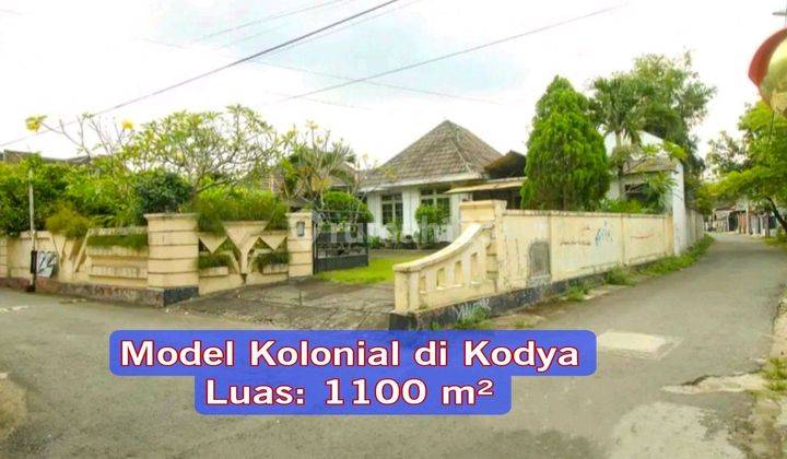 Rumah Model Kolonial Belanda Jogja 1000 Meter 1