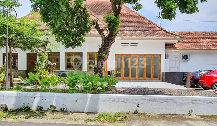 Rumah Herritage Kolonial Sagan Luas 1000 M 2