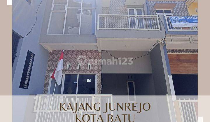 Rumah Bagus 2 Lantai Harga Bagus Di Junrejo Kota Batu. 1