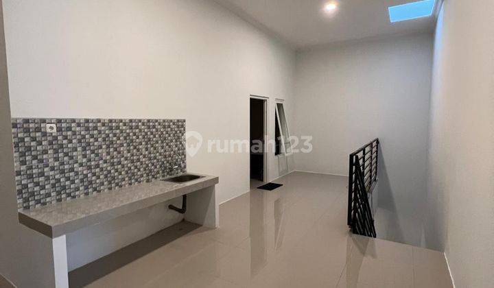 Rumah Kost Exclusive Full Furnished Lokasi Dekat Kampus Kota Malang 2