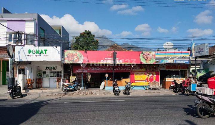 Rumah Nyaman Poros Jalan Akses Mobil Lokasi di Kota Batu  1