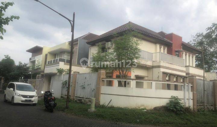 Rumah Bagus Strategis Murah Posisi Hook di Blimbing Malang  2