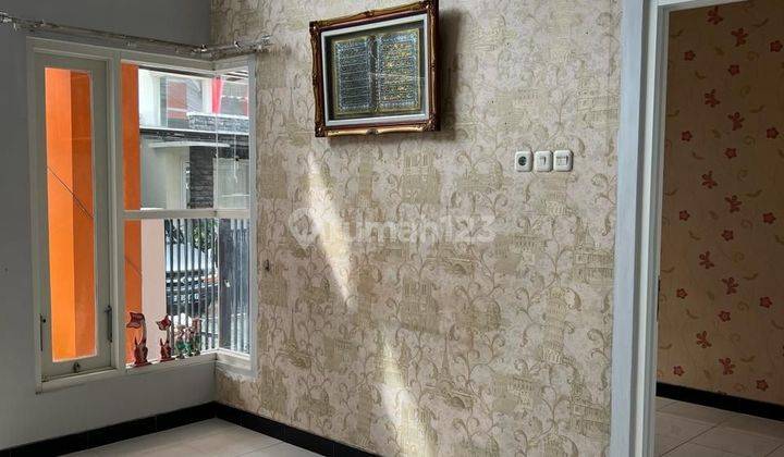 Rumah Minimalis desain modern siap huni Di Blimbing Malang 2