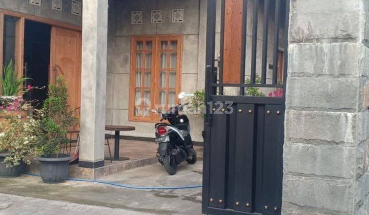 Rumah 2 Lantai Siap Huni Strategis di Sukun Malang  1