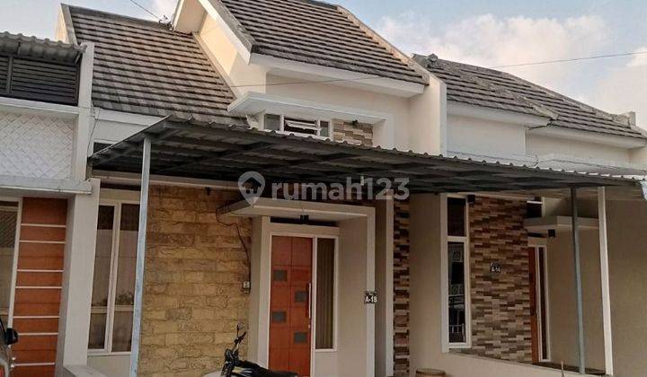 Rumah Ada Furniture Bagus Harga Bagus Di Junrejo Kota Batu. 1