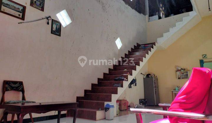 Rumah 2 Lantai Harga Istimewa Di Pakis Kabupaten Malang. 2