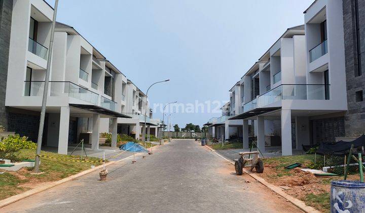 Rumah permata Hijau pik 2 pantai indah kapuk jakarta utara  2