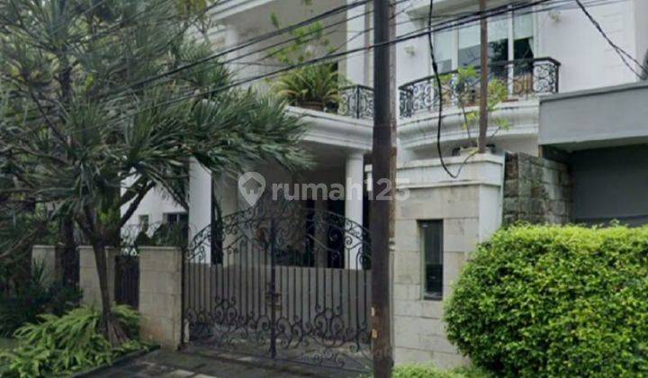 Rumah 2 Lantai Bagus di Jl. Hang Lekiu Iv, Jakarta Selatan 1