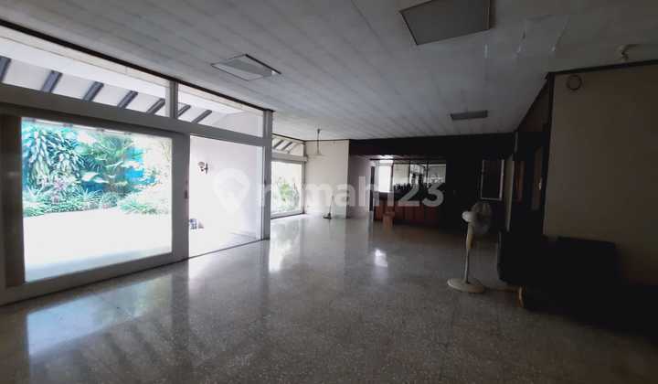 RUMAH, JL. DARMAWANGSA X, KEBAYORAN BARU, JAKARTA SELATAN 2