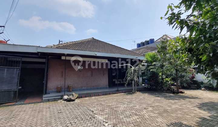 Rumah, 2 Lantai, SHM Jl. Supratman, Bandung Rumah, 2 Lantai, SHM Jl. Supratman, Bandung