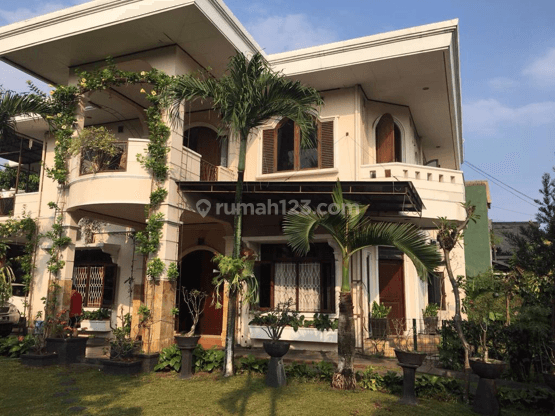 Rumah Dekat Stasiun Bagus Semi Furnished SHM Bintaro Sektor 2  1