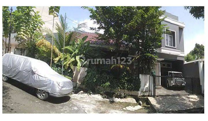 Rumah 2 Lantai Bagus Semi Furnished SHM Bintaro Sektor 9 1