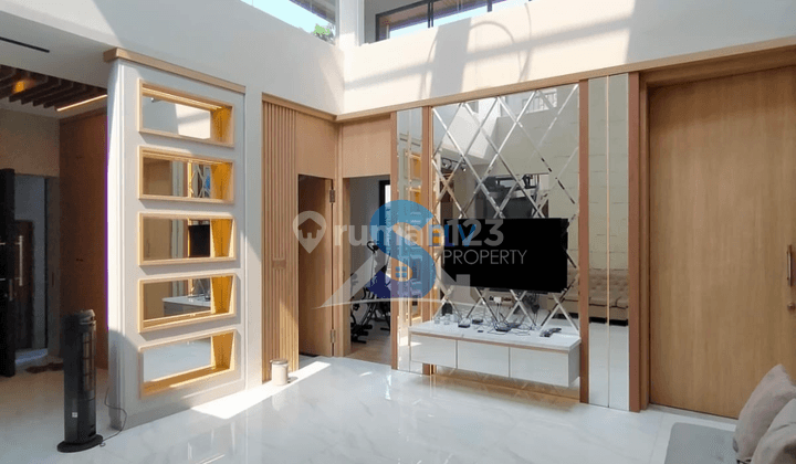 Rumah 2 Lantai Bagus Semi Furnished SHM di Pondok Ranji Ftr 2