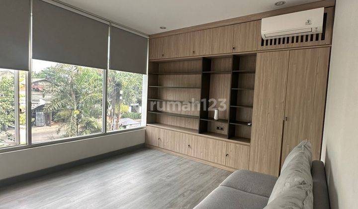 Ruko di Sektor 9-Bintaro, Tangerang Selatan 101 m Bagus HGB 1