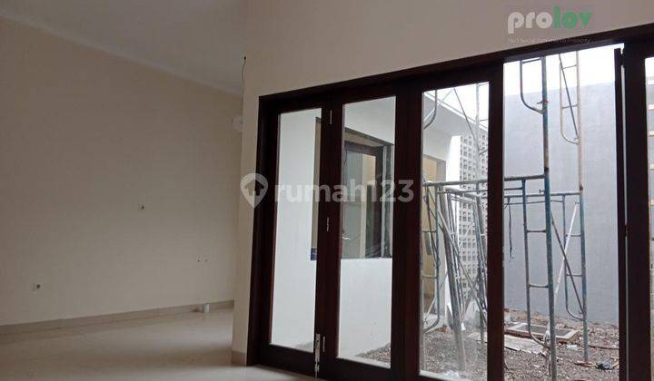 Rumah baru 2 Lt di sayap turangga sayap buahbatu  8
