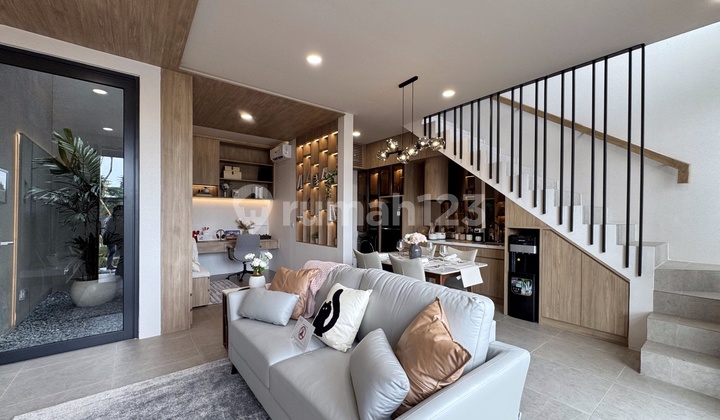 RUMAH CANTIK 2 LANTAI 3 BR LYNELLE 6 X 12 VIREYA BSD DEKAT TOL DEKAT AEON DEKAT PASAR MODERN DEKAT EKA HOSPITAL DEKAT SEKOLAH