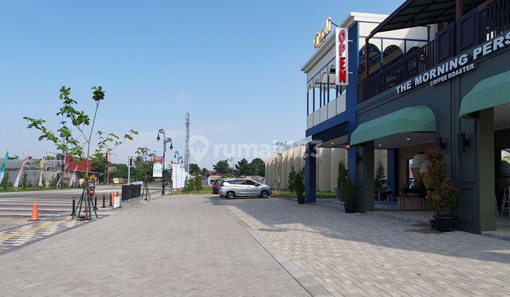 RUKO HADAP JALAN ADA ROOF TOP DOWNTOWN DRIVE VOLTA GADING SERPONG