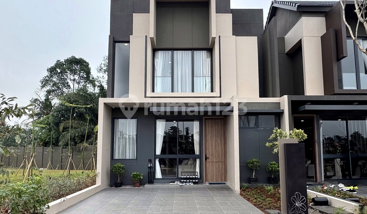 RUMAH 2 LANTAI STRATEGIS DAN 4 BEDROOM LYNELL 7 X 14 VIREYA BSD DEKAT TOL DEKAT SEKOLAH DEKAT PASAR MODERN 
