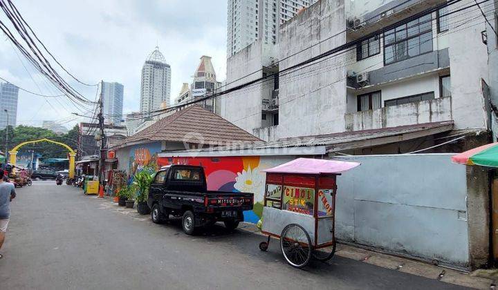 Rumah Tua Hitung Tanah di Jl KH mas Mansyur  Tnh Abang Untuk Komersil  2