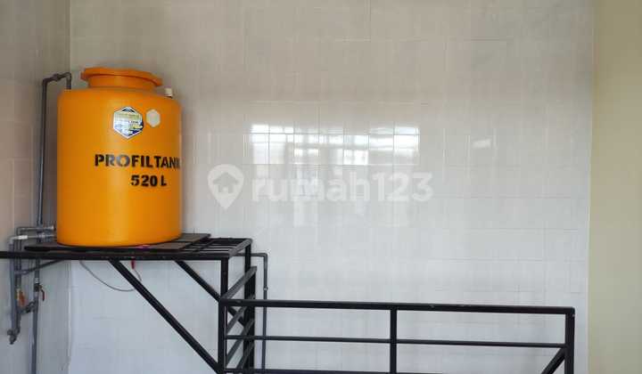 For Quick Sale: 3-Story Shop House Located in Cipta Menanggal Surabaya KT 2