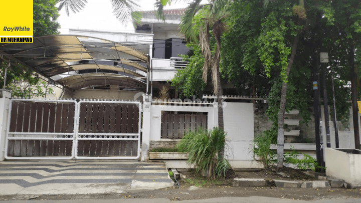 Dijual Rumah Di Pusat Kota Jl Untung Suropati Surabaya Kt 1