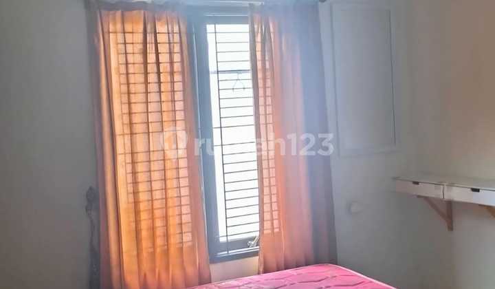 Disewakan Rumah Murah Siap Huni Lokasi Di Semolowaru Surabaya KT 2