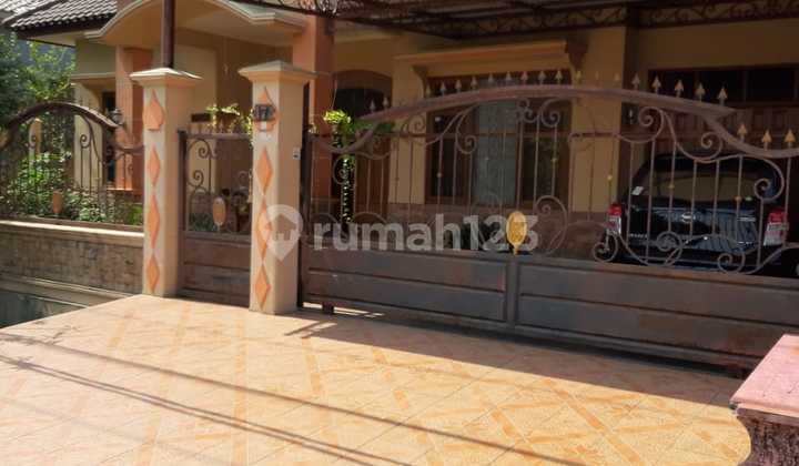 Dijual Rumah di Gayungsari Barat Kt Dijual Rumah di Gayungsari Barat Kt