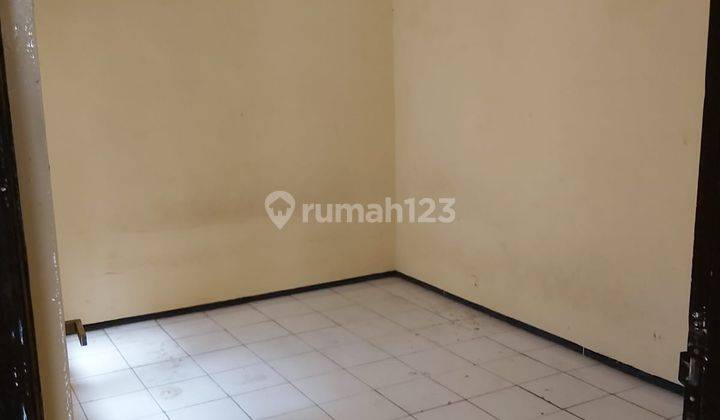 Disewakan Rumah Murah Siap Huni Lokasi Di Permata Safira KT 2