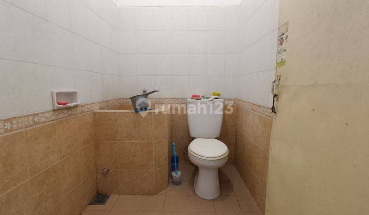 Disewakan Rumah Murah Siap Huni Lokasi Di Palm Spring Jambangan KT 2