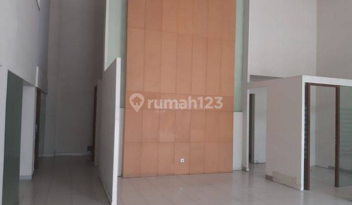 Disewakan Kantor 2 Lantai Lokasi Di Jl Perak Timur Surabaya Kt 2