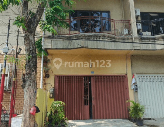 Dijual Ruko 3 Lantai Lokasi Di Jl Coklat Surabaya Utara Kt 1