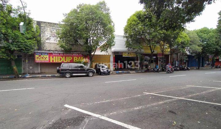 Dijual Cepat Rumah Usaha Lokasi Strategis Di Ahmad Yani Jombang NT 1