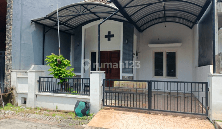 Dijual Cepat Rumah Siap Huni Lokasi Di Graha Kebonsari Surabaya KT 1