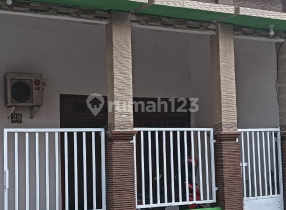 For Sale Cheap Furnished House in Manyar Gresik (Am)