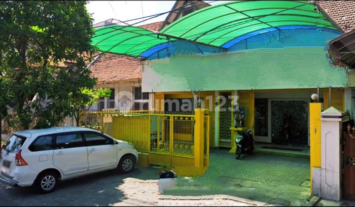 For Rent and For Sale House in Tambaksari Es 1
