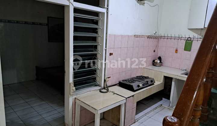 DISEWAKAN RUMAH DI GUNUNG SARI KT 2