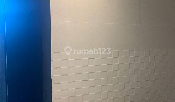 Dijual Rumah 2 Lantai Murah Siap Huni Lokasi Di Jl Baratajaya Kt 2