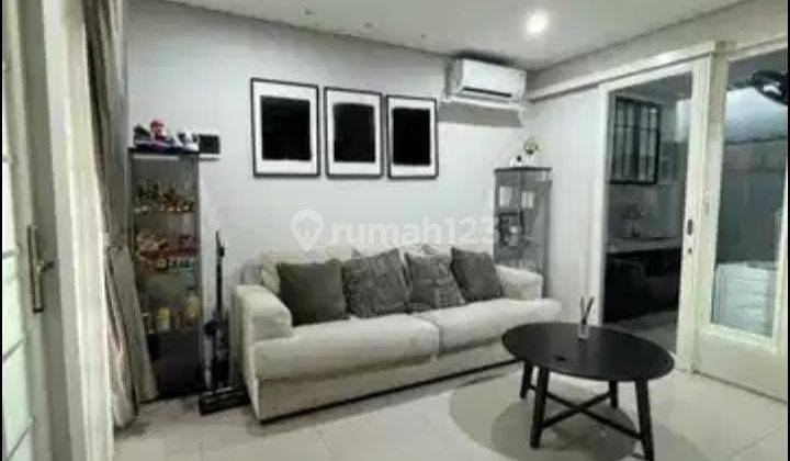 Dijual Rumah Bagus 2 Lantai Lokasi Di Grand Pakuwon Surabaya MH 2