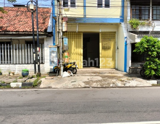 Disewakan Ruko Siap Huni Lokasi Di Nol Jalan Simokerto KT 1