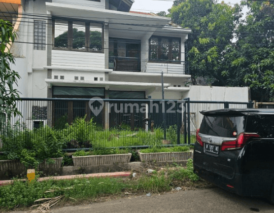 Dijual Cepat Rumah 2 Lantai Lokasi Strategis Di Raya Tengger Kt 1