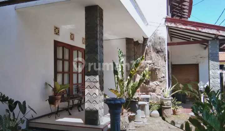 Dijual Cepat Rumah 2 Lantai Lokasi Di Bratang Gede Surabaya KT 1