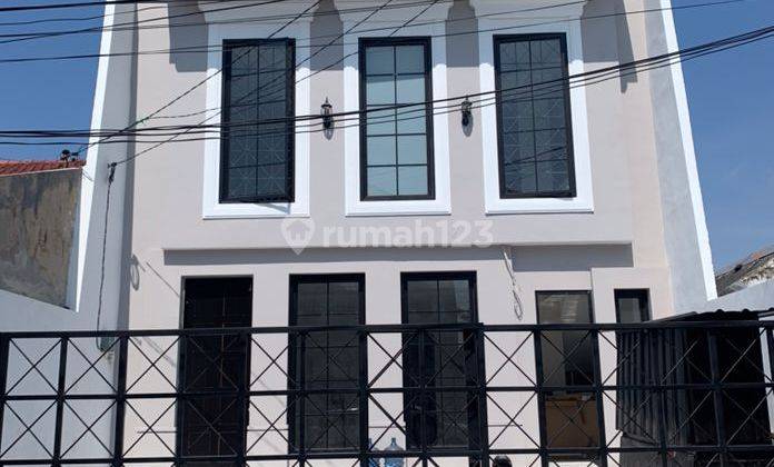 Dijual Rumah 2 Lantai Murah Siap Huni Lokasi Di Jl Baratajaya Kt 1