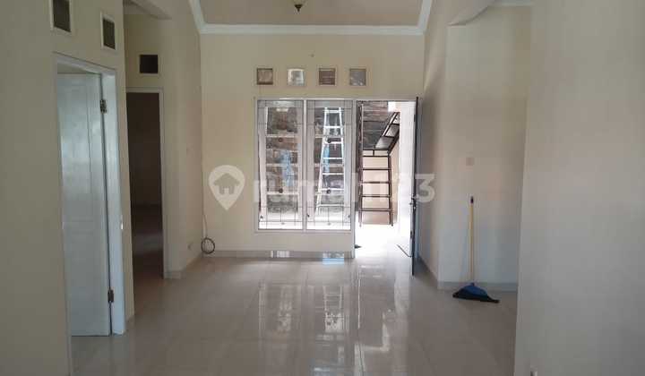For Rent House in Puri Surya Jaya Nt 1