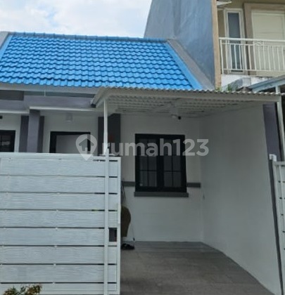 For Quick Sale House Located in North Citraland Surabaya KT