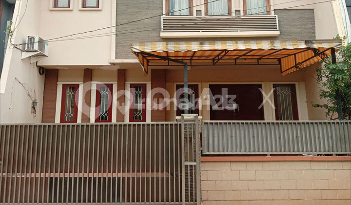 Rumah Kelapa Cengkir Timur Kelapa Gading, Jakarta Utara