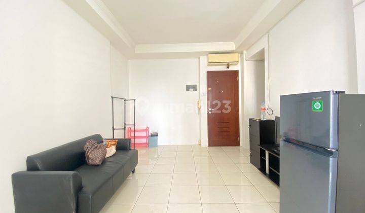 Disewakan 3BR Semi Furnish Apartemen Mediterania Garden 2 2