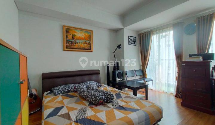 Semi Furnish Studio Apartemen Royal Mediterania Garden 1