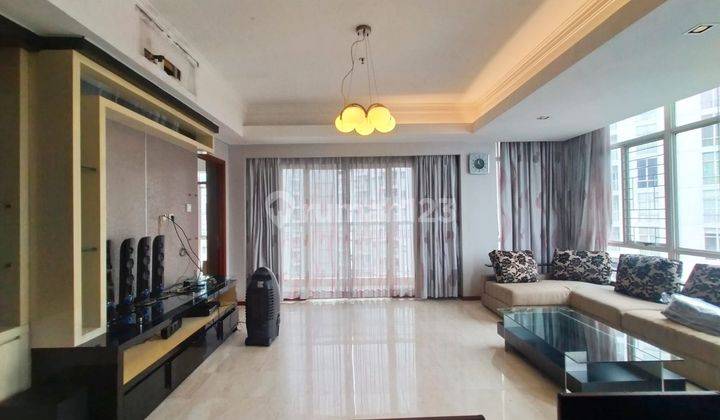 Disewakan 3BR+1 Furnish Interior Apt. Royal Mediterania Garden  2