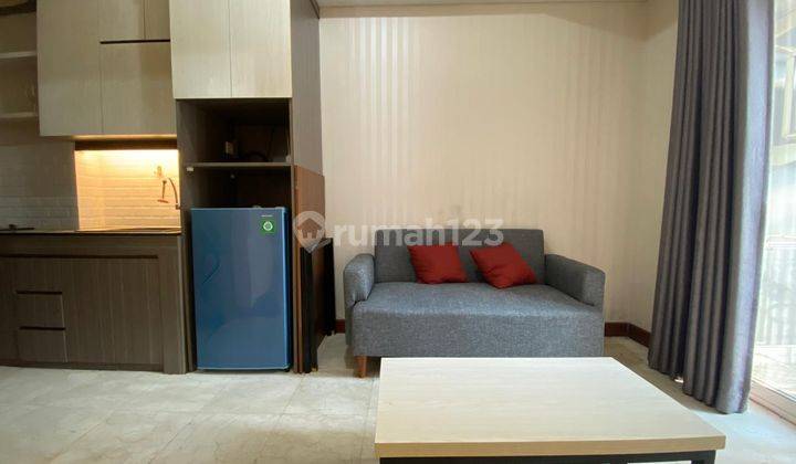 Disewakan 1BR Full Furnish Apartemen Royal Mediterania Garden 2